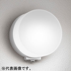 オーデリック 【生産完了品】LEDポーチライト 防雨型 壁面取付専用 白熱灯60W相当 昼白色 人感センサ付 マットシルバー LEDポーチライト 防雨型 壁面取付専用 白熱灯60W相当 昼白色 人感センサ付 マットシルバー OG254400NC