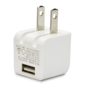 日本トラストテクノロジー USB充電器 Cube110 (ホワイト) USB充電器 Cube110 (ホワイト) CUBEAC110WH