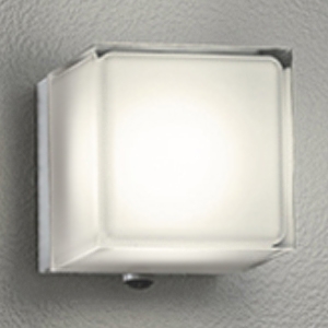 オーデリック LEDポーチライト 防雨型 高演色LED 白熱灯器具60W相当 人感センサーモード切替型 LED一体型 電球色 壁面取付専用 マットシルバー・内面ケシ OG254294R