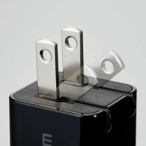 ELECOM AC充電器 最大出力20W PD対応 TypeC-Lightningケーブル付 ブラック AC充電器 最大出力20W PD対応 TypeC-Lightningケーブル付 ブラック MPA-ACLP04BK 画像3
