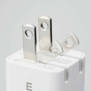 ELECOM AC充電器 最大出力20W PD対応 TypeC-Lightningケーブル付 ホワイト AC充電器 最大出力20W PD対応 TypeC-Lightningケーブル付 ホワイト MPA-ACLP04WH 画像3