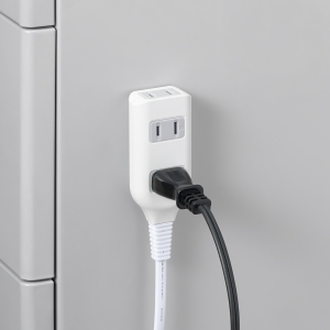 ヤザワ 裏面フックマグネット付タップ 3個口2m白 裏面フックマグネット付タップ 3個口2m白 H4HJS302WH 画像3