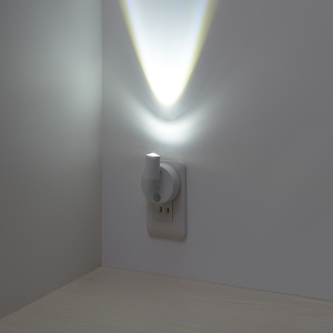 ヤザワ 照射方向自在人感明暗センサーライト1灯 照射方向自在人感明暗センサーライト1灯 NASMN811H 画像4