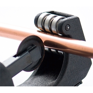 アサダ CO2チューブカッタ 薄刃強力タイプ 切断能力φ6〜32mm 特殊形状カッタローラ付 リーマ付 CO2チューブカッタ 薄刃強力タイプ 切断能力φ6〜32mm 特殊形状カッタローラ付 リーマ付 R70014PCO 画像3